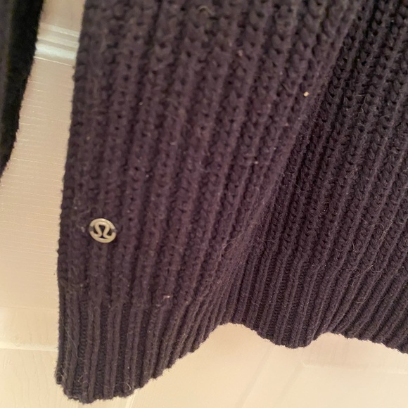 Lululemon Knit sweater - Picture 3 of 6